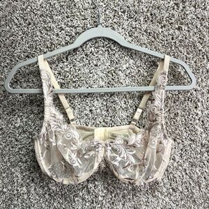 Soma Bra Women’s 36C Beige Tan Floral Lace Unlined